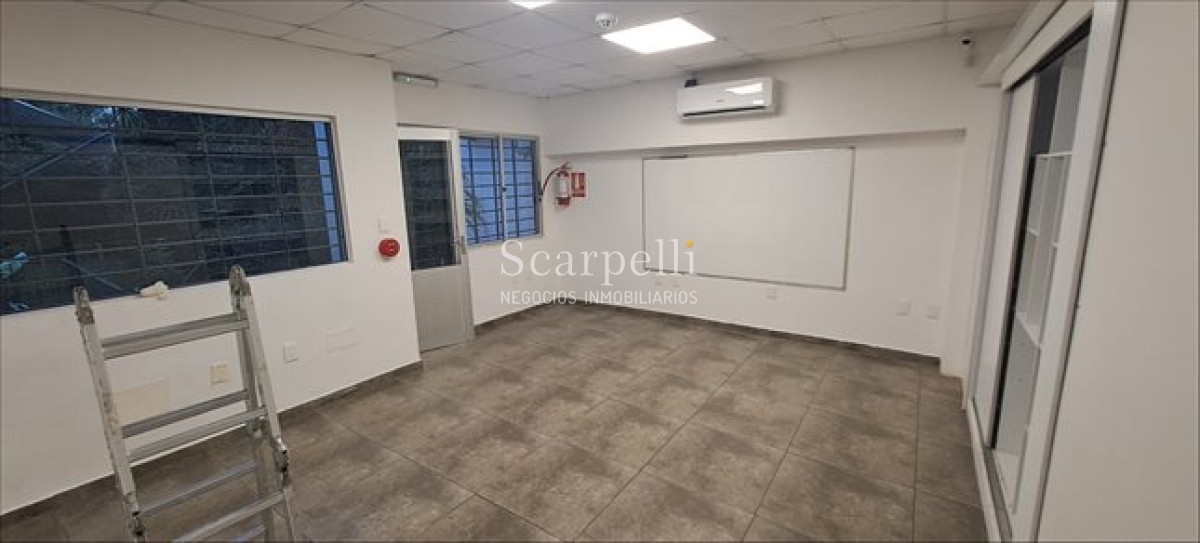 Local Comercial ID.23 - ALQUILER LOCAL COMERCIAL CARRASCO AV ALBERDI