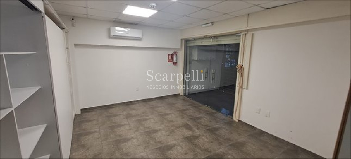 Local Comercial ID.23 - ALQUILER LOCAL COMERCIAL CARRASCO AV ALBERDI