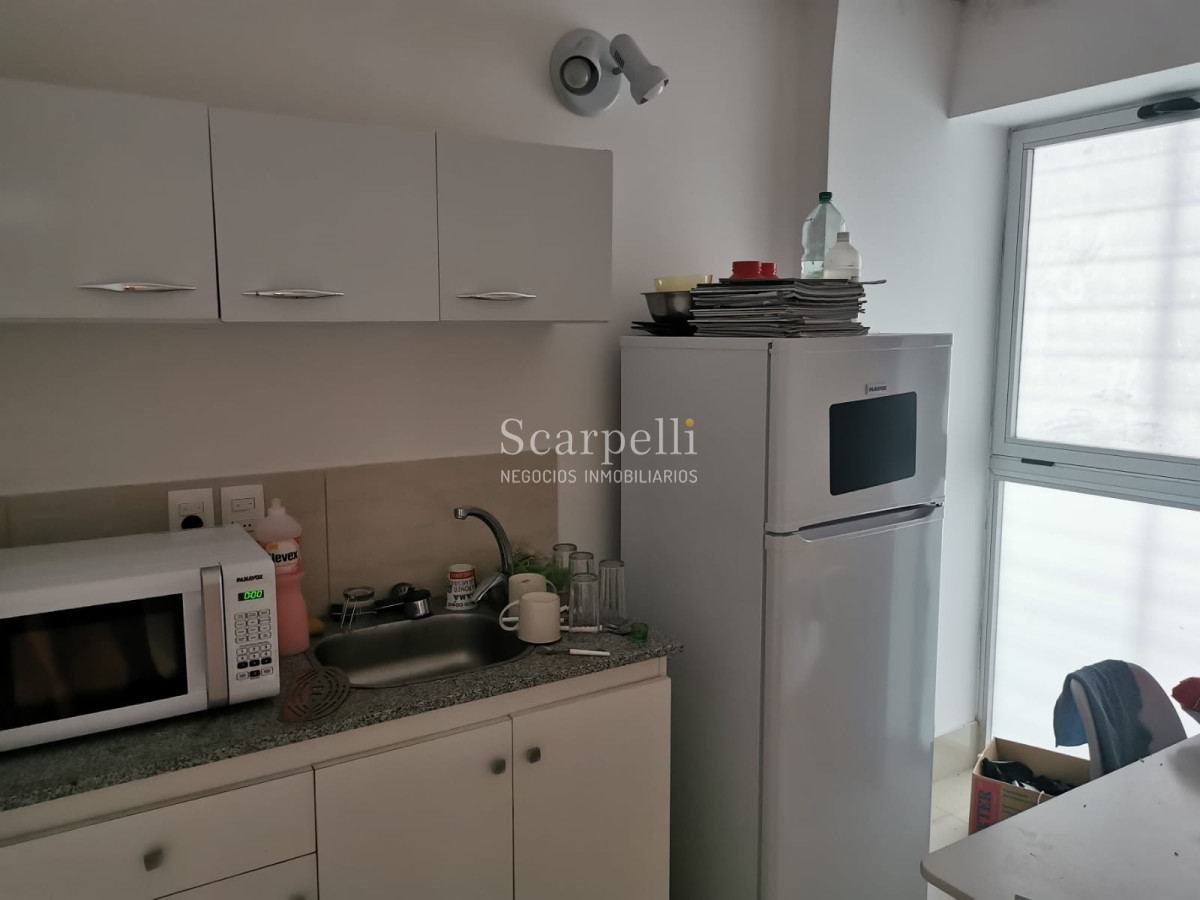 Local Comercial ID.25593 - Local Punta Carretas Ideal Oficina Clínica Consultorio Estudio muy cerca del eje Comercial 21 de Setiembre prox. Ellauri