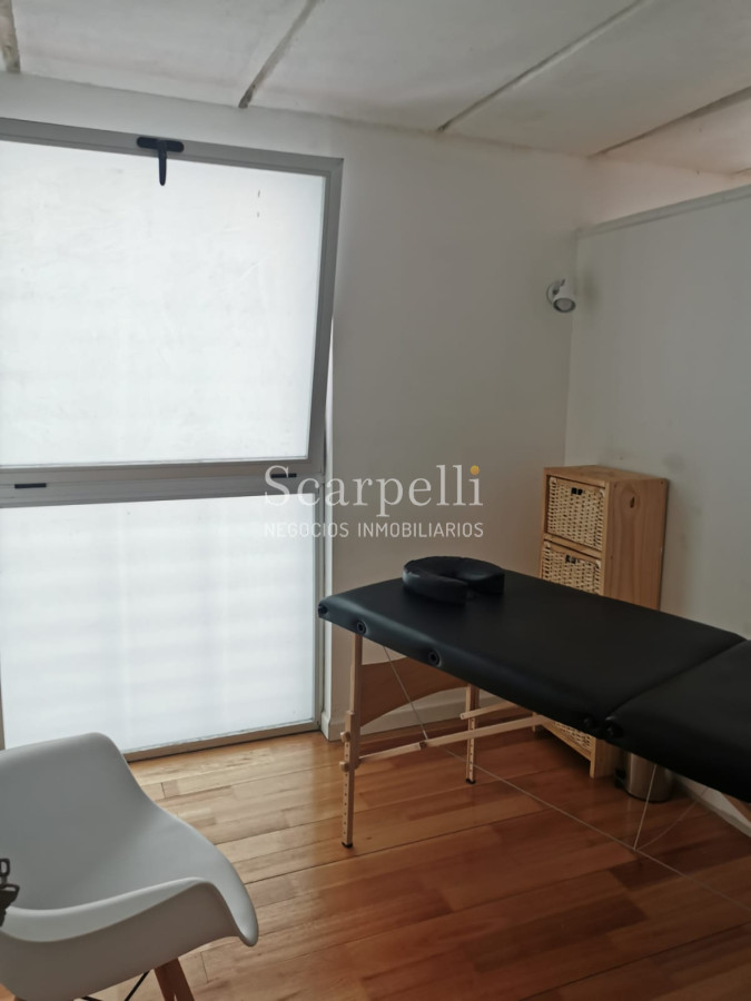 Local Comercial ID.25593 - Local Punta Carretas Ideal Oficina Clínica Consultorio Estudio muy cerca del eje Comercial 21 de Setiembre prox. Ellauri