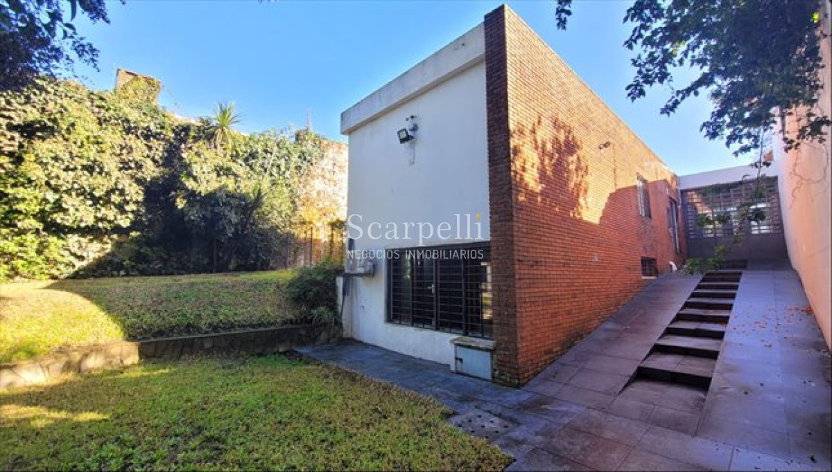 Local Comercial ID.29 - Alquiler Carrasco Local Comercial Av. Alberdi Prox Cooper