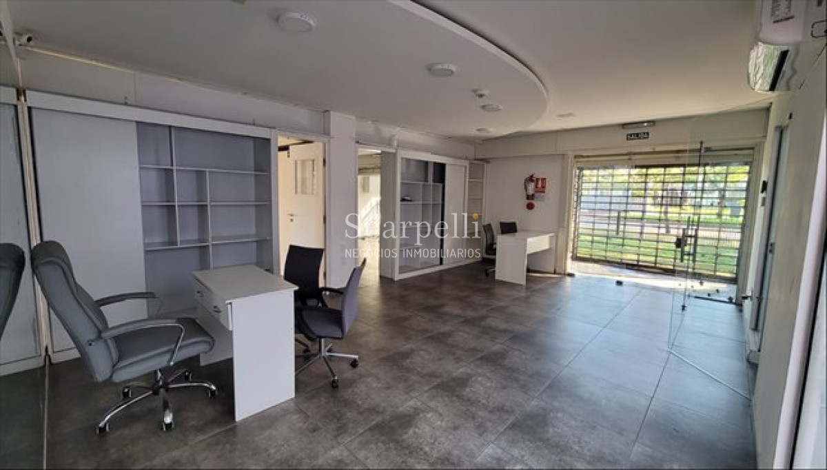 Local Comercial ID.29 - Alquiler Carrasco Local Comercial Av. Alberdi Prox Cooper