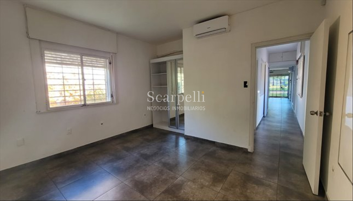 Local Comercial ID.29 - Alquiler Carrasco Local Comercial Av. Alberdi Prox Cooper