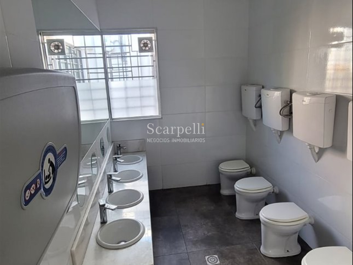 Local Comercial ID.29 - Alquiler Carrasco Local Comercial Av. Alberdi Prox Cooper
