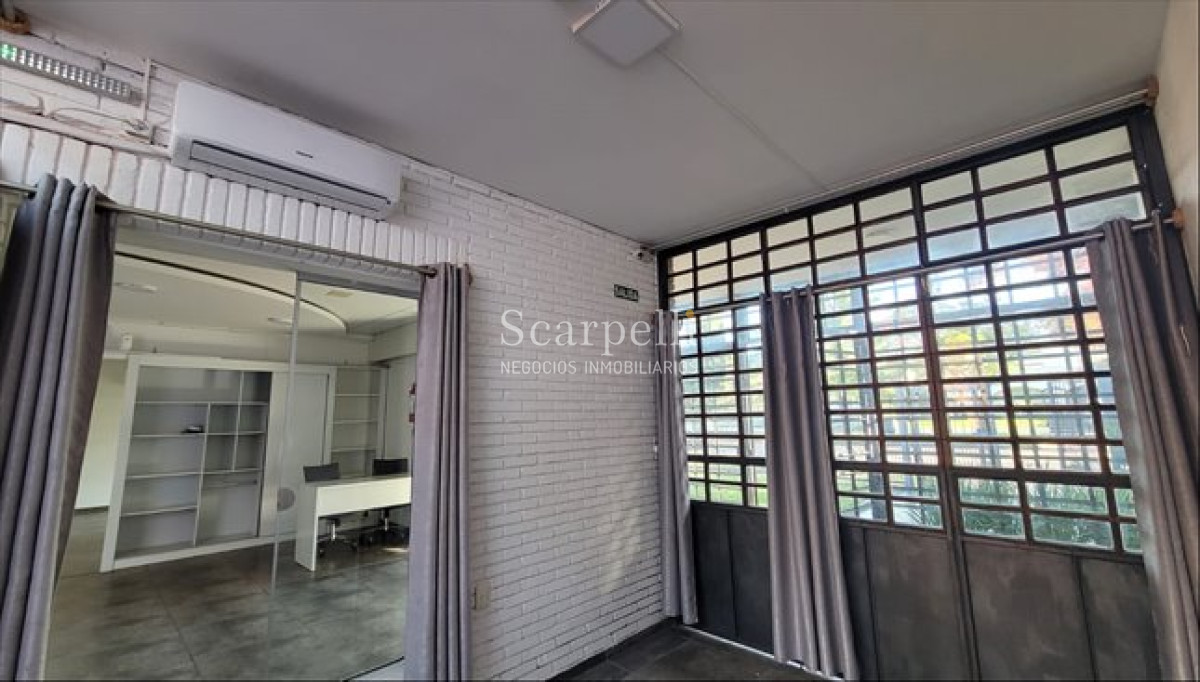 Local Comercial ID.29 - Alquiler Carrasco Local Comercial Av. Alberdi Prox Cooper