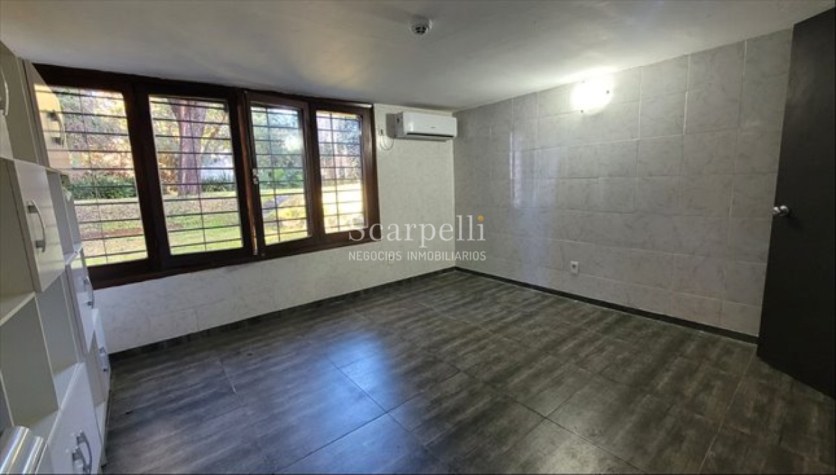 Local Comercial ID.29 - Alquiler Carrasco Local Comercial Av. Alberdi Prox Cooper