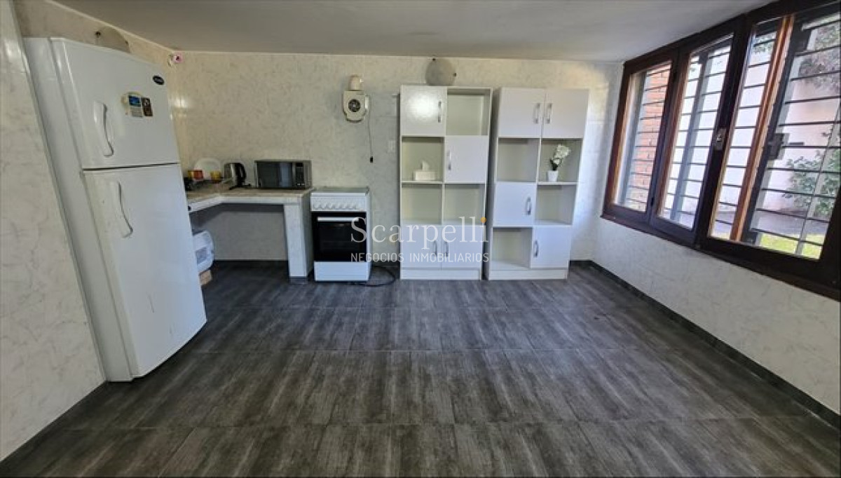 Local Comercial ID.29 - Alquiler Carrasco Local Comercial Av. Alberdi Prox Cooper