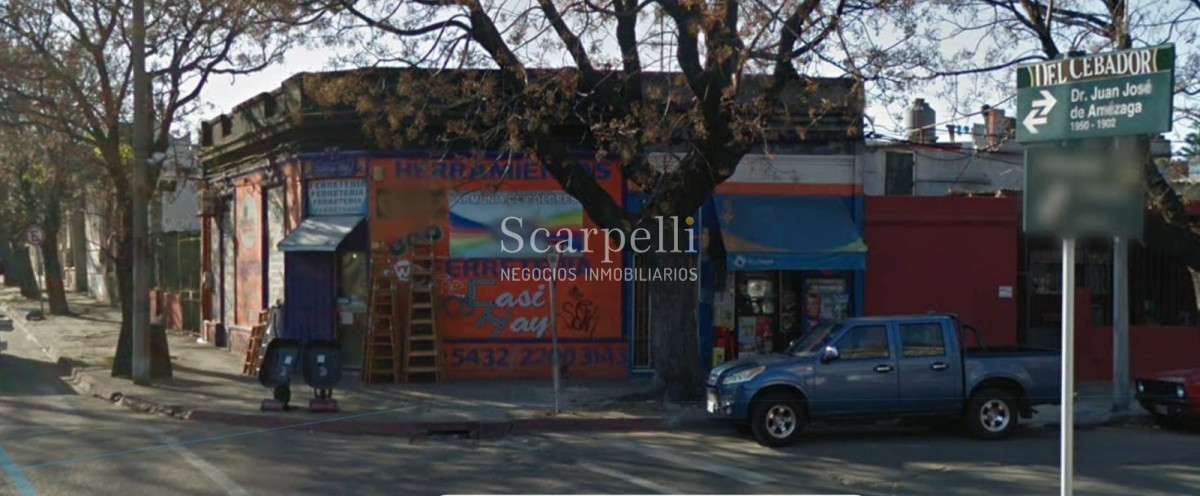 Local Comercial ID.26236 - Local Comercial Esquina con gran Visibilidad sobre Amézaga prox. Barrio Reus.-