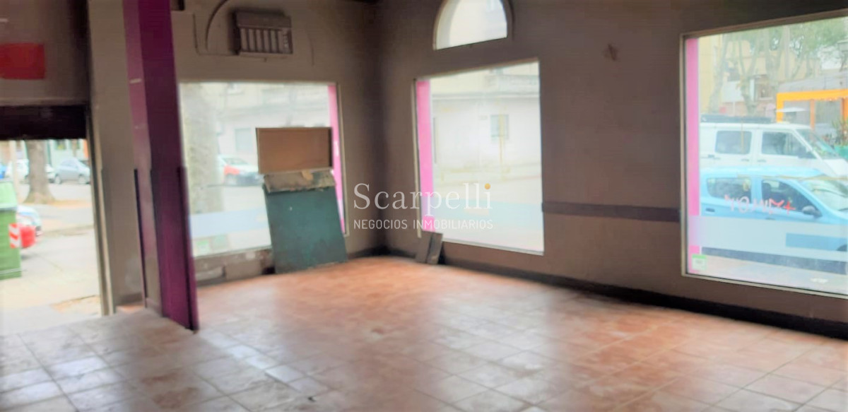 Local Comercial ID.31803 - Importante Esquina : Alquiler Local Comercial Gastronómico Punta Carretas sobre Cnel. Mora Y Gregorio Suarez Prox. Ellauri y 21 de setiembre.-