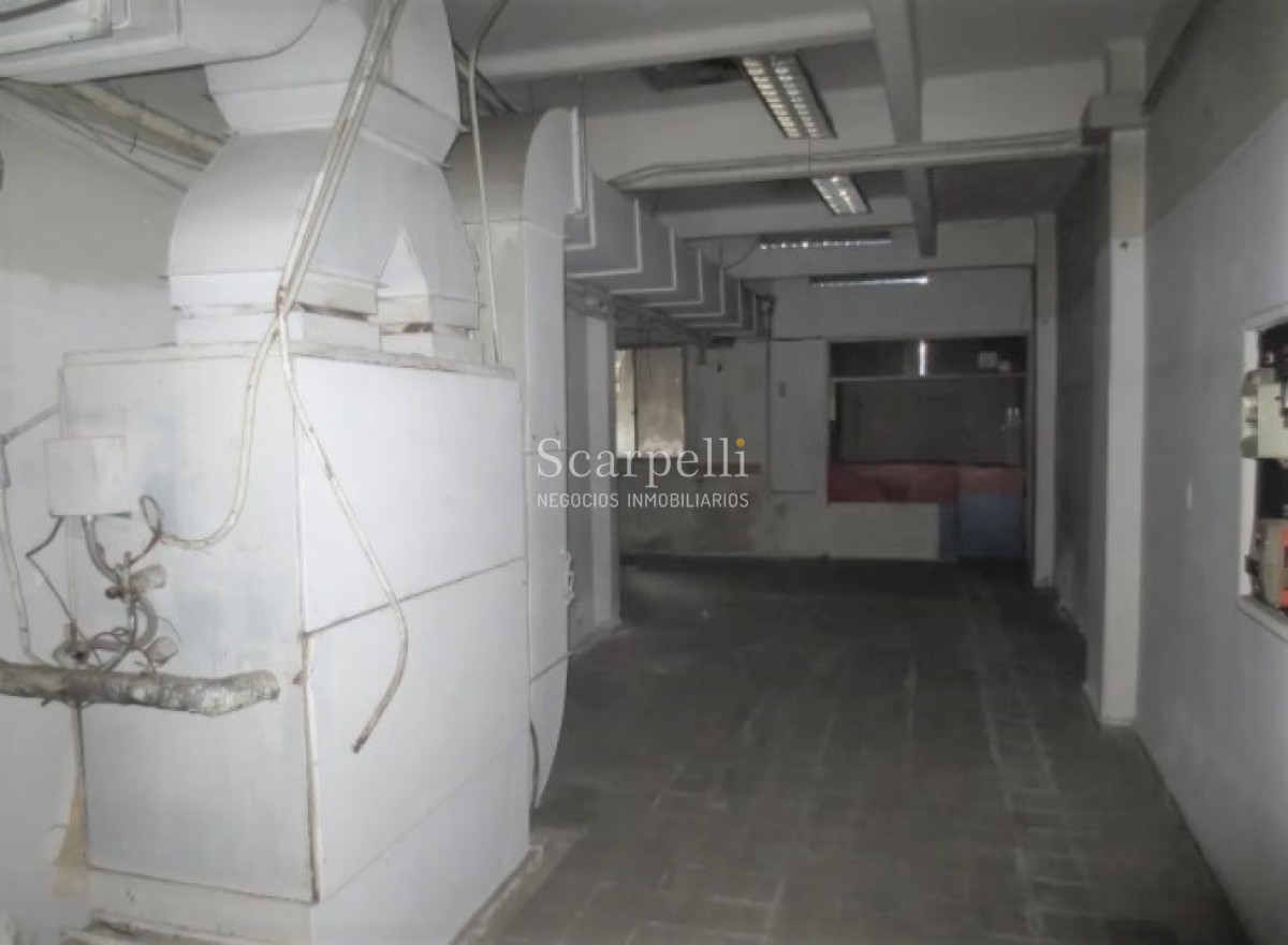 Local Comercial ID.34716 - ALQUILER IMPORTANTE LOCAL COMERCIAL SOBRE 18 DE JULIO CASI MINAS