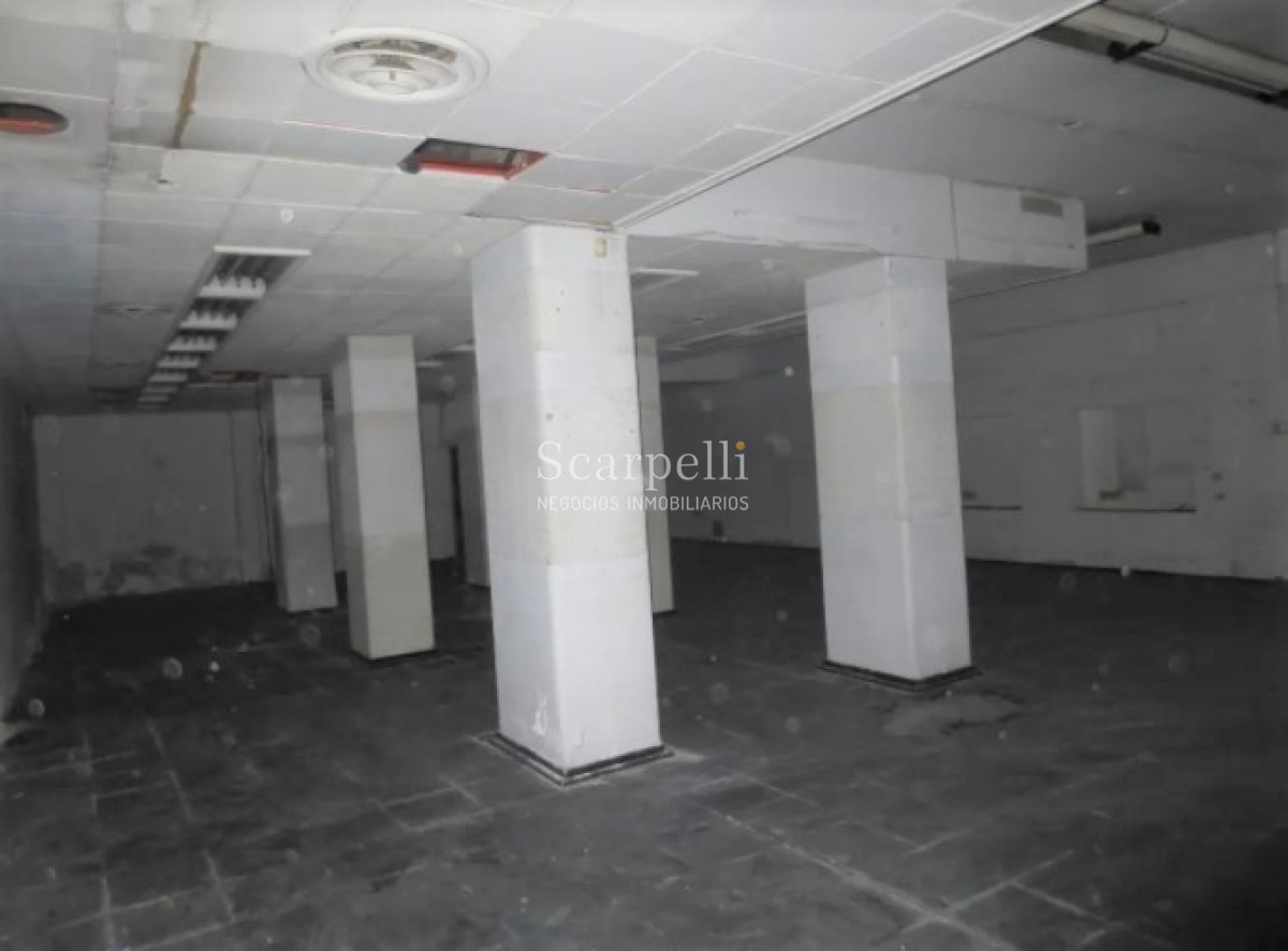 Local Comercial ID.34716 - ALQUILER IMPORTANTE LOCAL COMERCIAL SOBRE 18 DE JULIO CASI MINAS