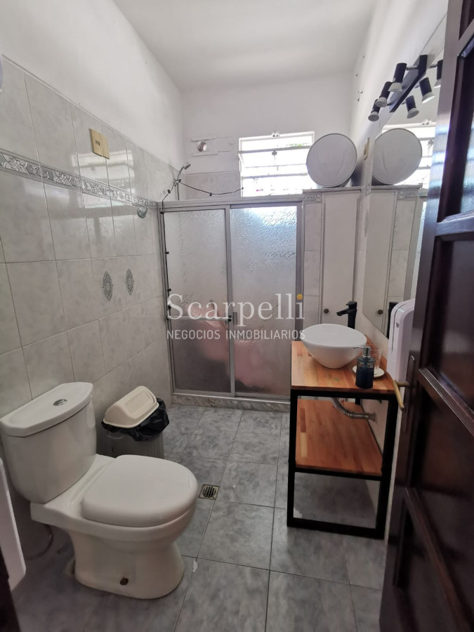 Local Comercial ID.36625 - Venta Llave local gastronómico en Parque Batlle totalmente equipado Nuevo como a estrenar.-
