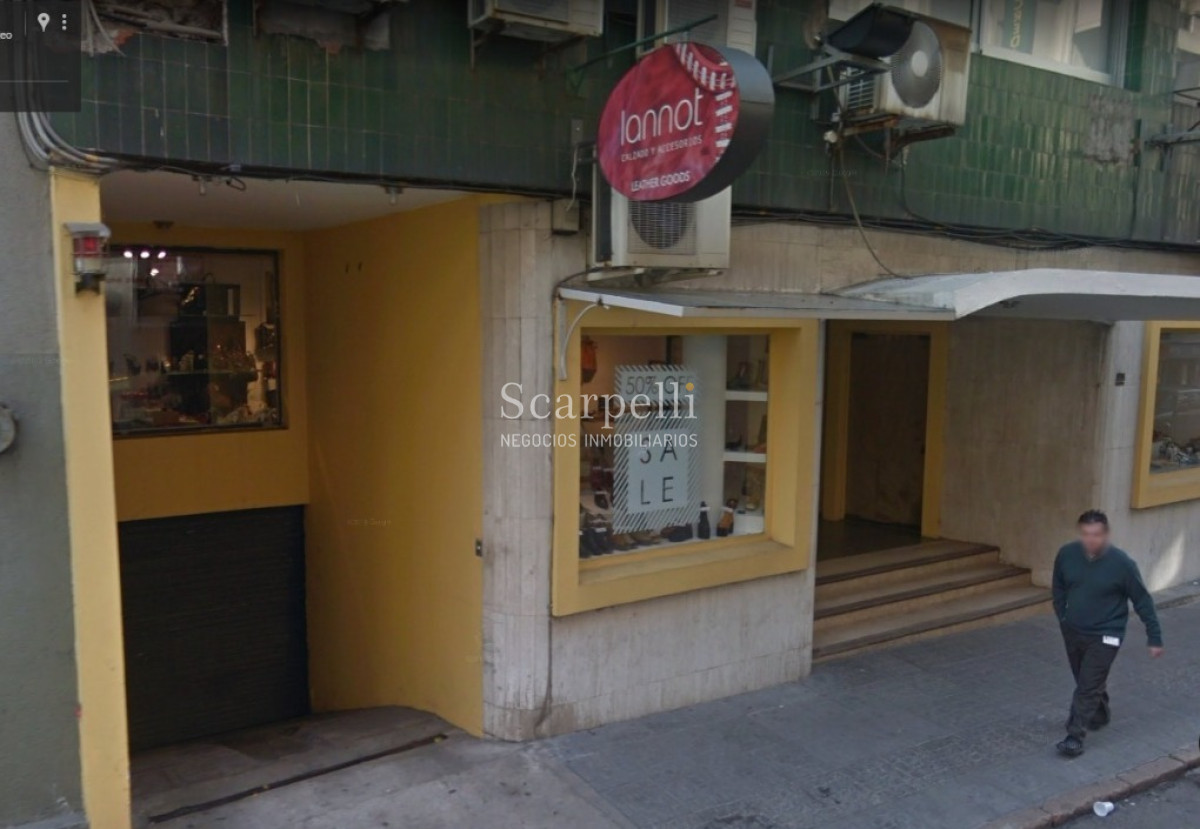 Local Comercial ID.37796 - CIUDAD VIEJA ALQUILER LOCAL COMERCIAL AL FRENTE DE BUENA CATEGORÍA ADMITE MÚLTIPLES DESTINOS  IDEAL CHOCOLATERÍA