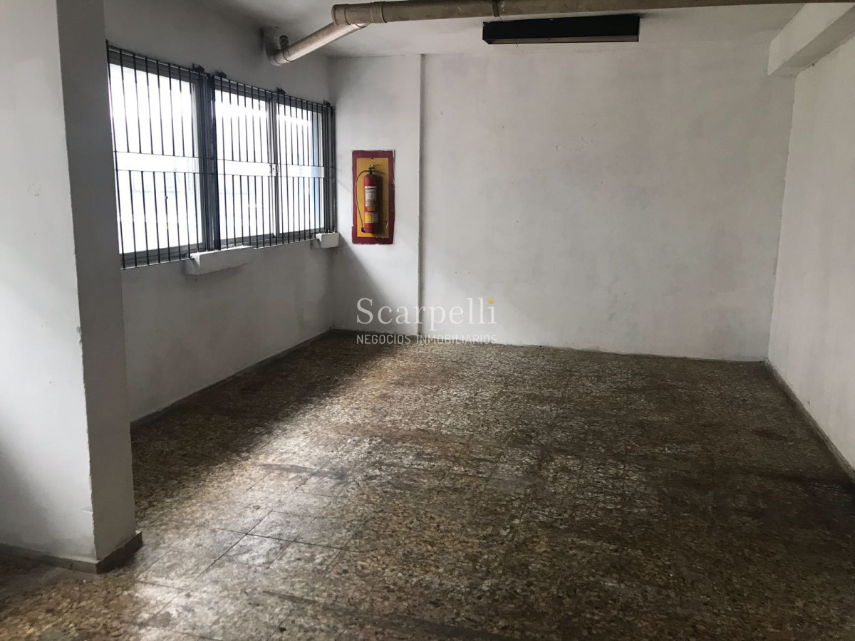 Local Comercial ID.6023 - Local Comercial Ciudad Vieja proximo Mercado del Puerto