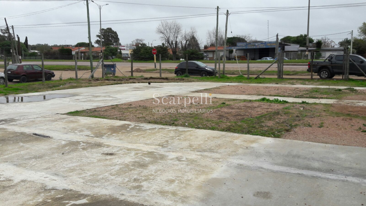 Local Comercial ID.7251 - Gran Esquina sobre Giannattasio En Shangrilá Prox. Calcagno y Parque Roosvelt