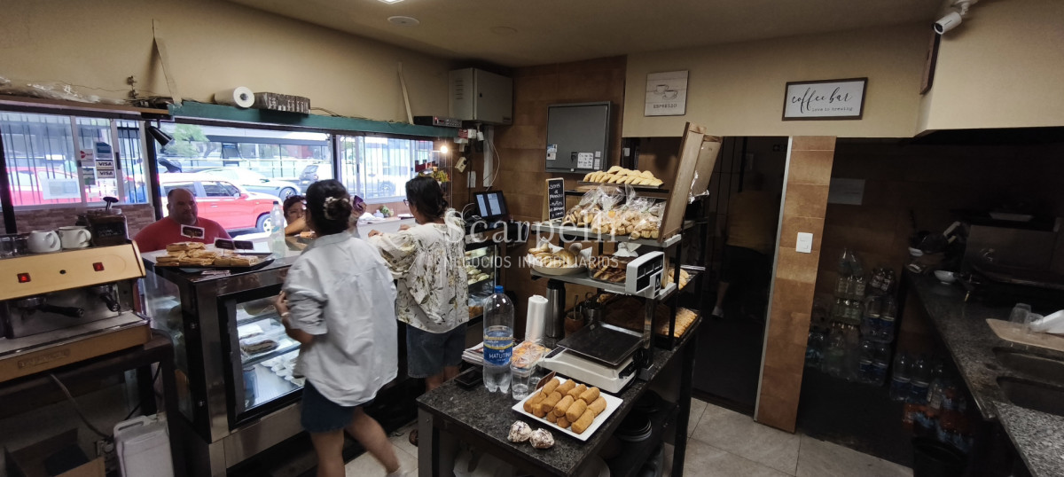 Local Comercial ID.50580 - VENTA DE NEGOCIO GASTRONÓMICO FRENTE AL CASMU