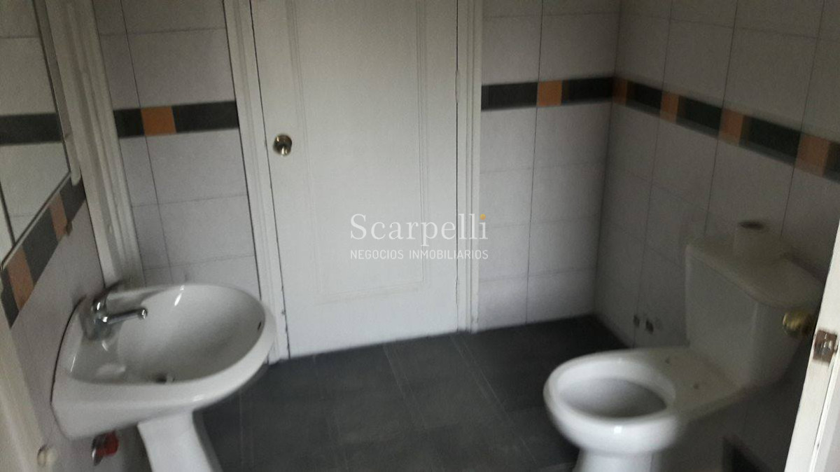 Local Comercial ID.7379 - LOCAL EN IMPORTANTE ESQUINA DE POCITOS NUEVO A MTS. WTC & SHOPPING