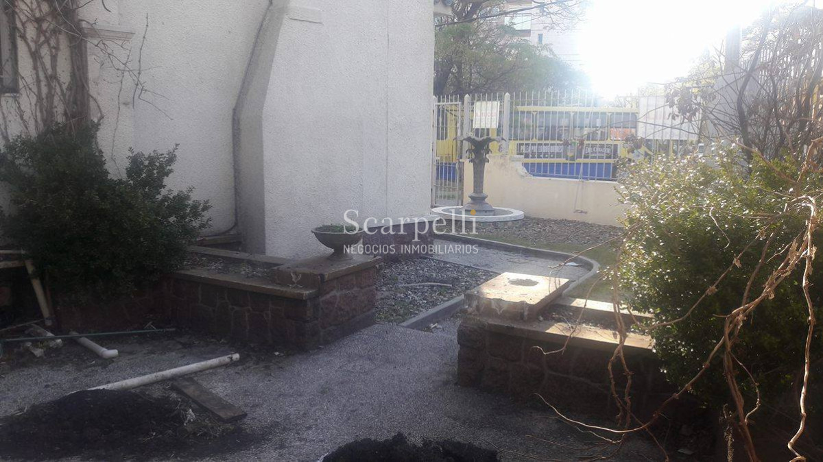 Local Comercial ID.7379 - LOCAL EN IMPORTANTE ESQUINA DE POCITOS NUEVO A MTS. WTC & SHOPPING