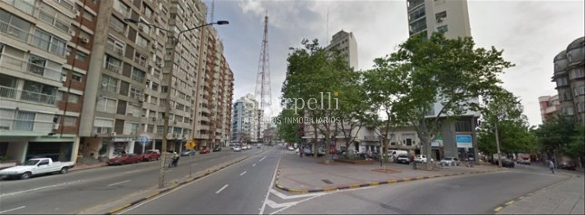 Local Comercial ID.14 - Alquiler Local Comercial Proximo Shopping Gran Flujo Peaton