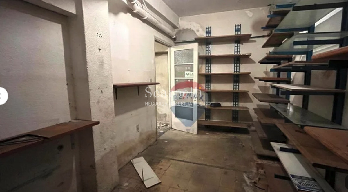 Local Comercial ID.50578 - Alquiler Local Comercial con amplio Subsuelo sobre 18 de Julio casi Minas