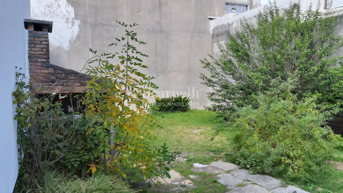 Terreno ID.10324 - Último terreno en Buceo a 100 mts. de la Rambla con construcción muy antigua para demoler  Ideal Apartamentos, Estacionamiento, Propiedad Horizontal etc.
