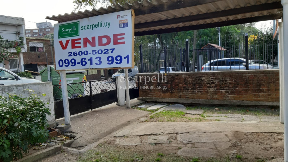 Terreno ID.10324 - Último terreno en Buceo a 100 mts. de la Rambla con construcción muy antigua para demoler  Ideal Apartamentos, Estacionamiento, Propiedad Horizontal etc.