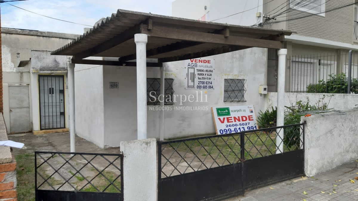 Terreno ID.10324 - Último terreno en Buceo a 100 mts. de la Rambla con construcción muy antigua para demoler  Ideal Apartamentos, Estacionamiento, Propiedad Horizontal etc.
