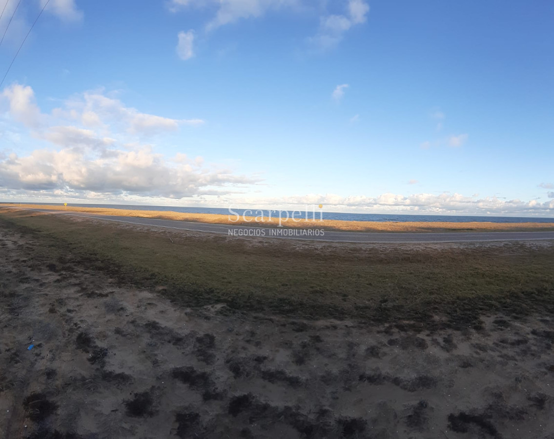 Terreno ID.21127 - Frente al Océano Rochense y  muy próximo a Laguna Garzón y Puente Circular E. Constantini.-