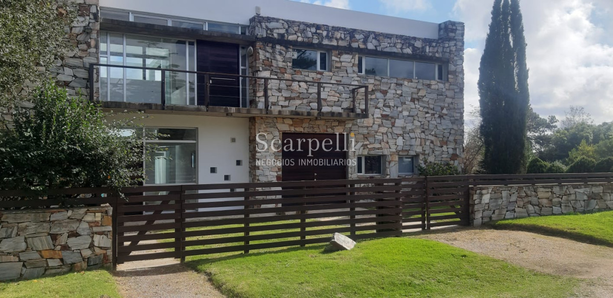 Terreno ID.21859 - Punta Ballena: estupendo terreno de 1000 m2 en entorno privilegiado muy cerca del Arboreto Lussich