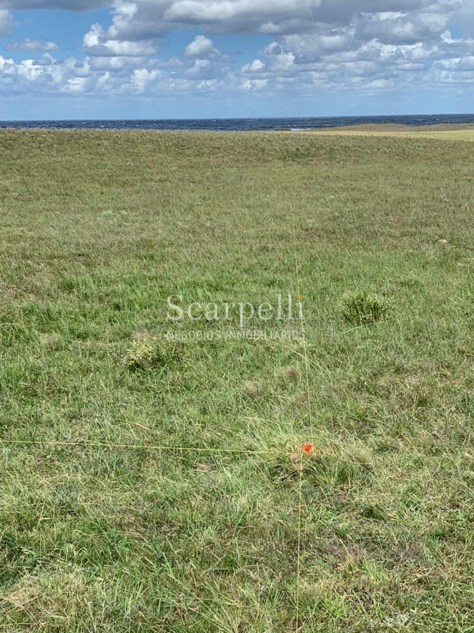 Terreno ID.23847 - Pueblo Nuevo, Km. 244 Ruta 10  Muy Próximo a Cabo Polonio. Con el Mejor Océano del Uruguay frente a Ud. !