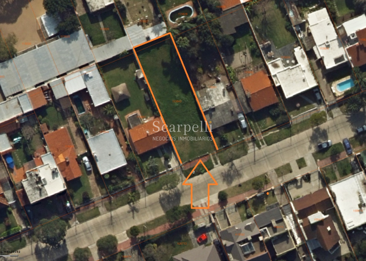 Terreno ID.27400 - Terreno sobre Cno. Carrasco prox. Zum Felde  Ideal Desarrollo Comercial / Industrial.-