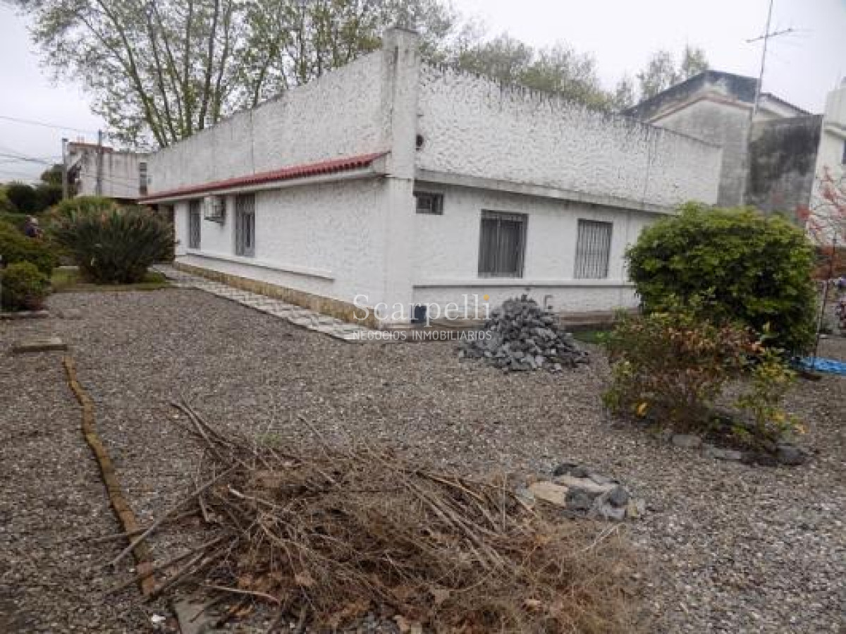 Terreno ID.30581 - Terreno en Punto Alto de Malvín con Vista indirecta a la Rambla con Proyecto Aprobado 9 mts. de Altura.-