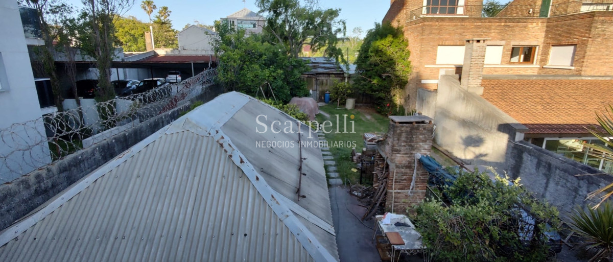 Terreno ID.40060 - Venta Terreno con altura a mts de la Rambla de Punta Gorda y Malvin .-