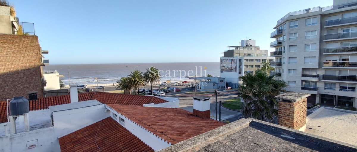 Terreno ID.40060 - Venta Terreno con altura a mts de la Rambla de Punta Gorda y Malvin .-
