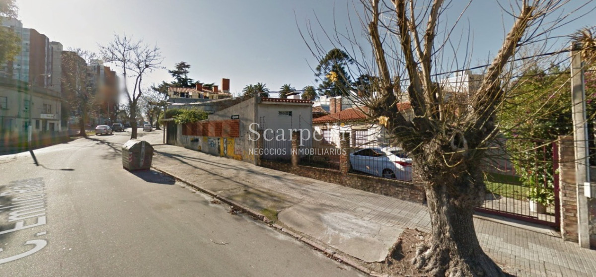Terreno ID.40244 - TERRENO CON ALTURA APROBADA IMM LUIS ALBERTO DE HERRERA ESQ. EMILIO RAÑA CON IMPORTANTE FRENTE