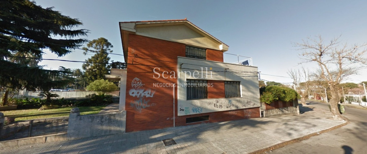 Terreno ID.40244 - TERRENO CON ALTURA APROBADA IMM LUIS ALBERTO DE HERRERA ESQ. EMILIO RAÑA CON IMPORTANTE FRENTE