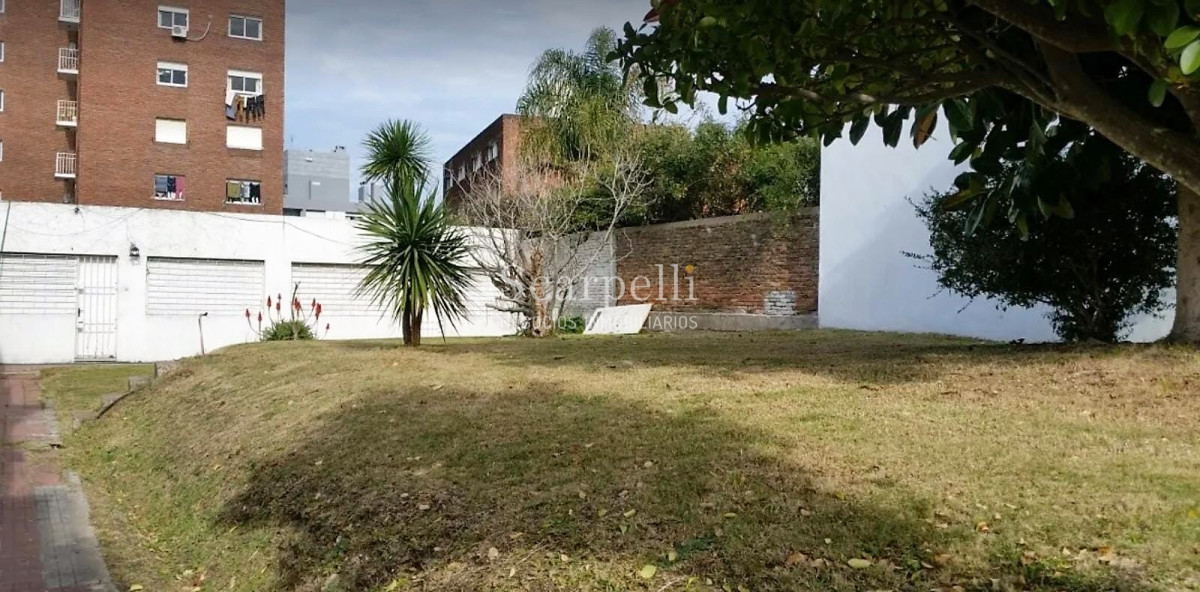 Terreno ID.7135 - Terreno en Malvin con Orientación norte  485 m2 con 12 mts de frente.-
