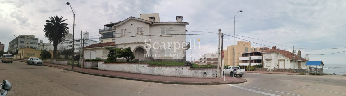 Terreno ID.23971 - Atención Inversores/Desarrolladores: En Plena Península: Padrón esquina a  muy pocos mts. de la Brava y El Emir : + 800 m2 con vista al Mar