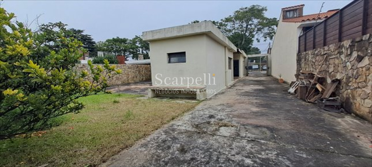 Terreno ID.59 - Venta Terreno Malvin con altura 975 m2 Atención Arquitectos