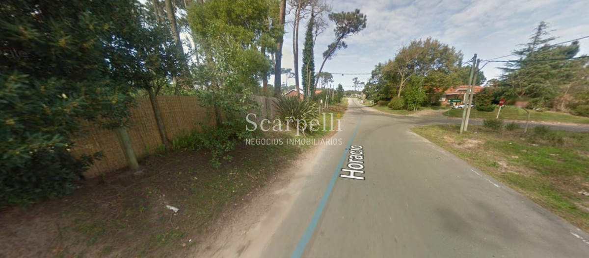 Terreno ID.28439 - 3 Interesantes Opciones de Terrenos muy bien Ubicados en Punta del Este: 31 Mansa, Jardines de Córdoba & Golf.-