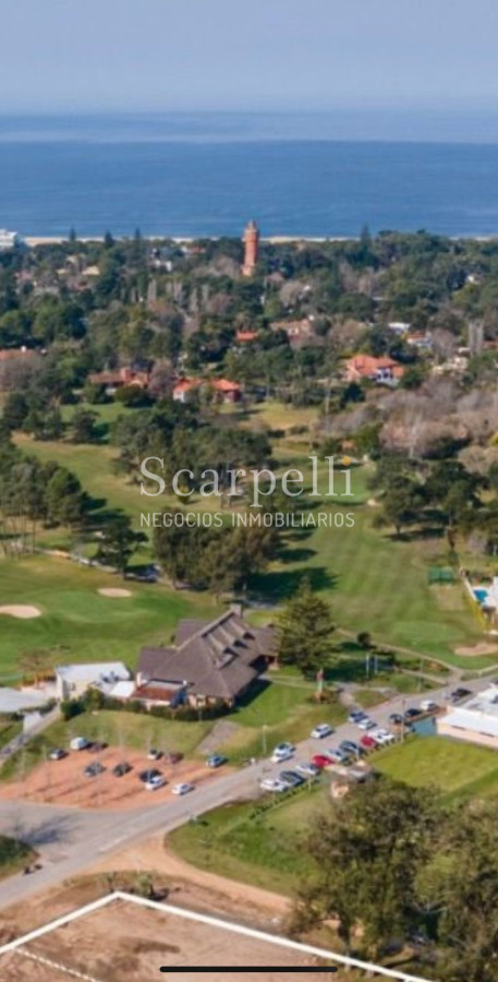 Terreno ID.40012 - Sensacional Terreno frente al Club de Golf de Punta del Este Ideal Barrio Privado, Clínicas, Insitutos, Centro Comercial, etc...