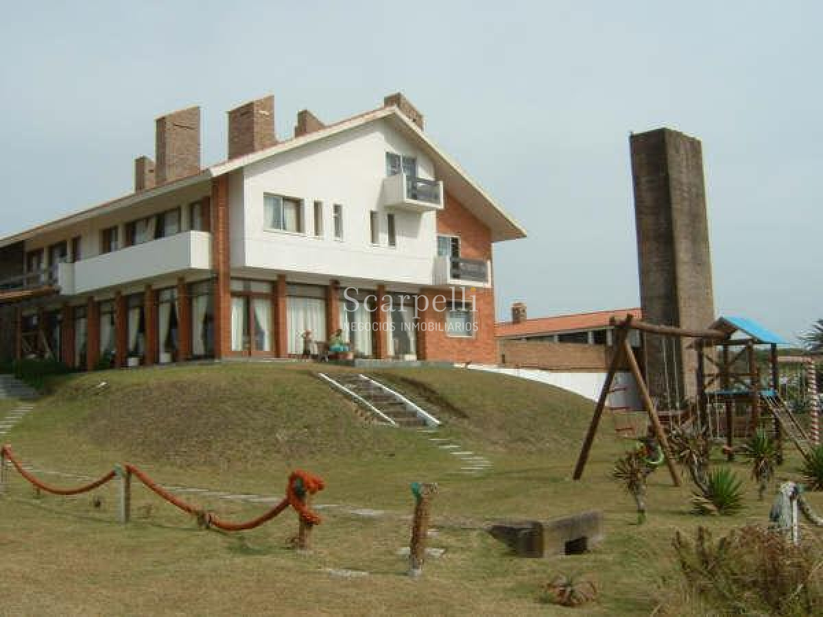 Hotel ID.13278 - ROCHA: VENTA HOTEL EN LA CORONILLA FRENTE AL OCÉANO ATLÁNTICO