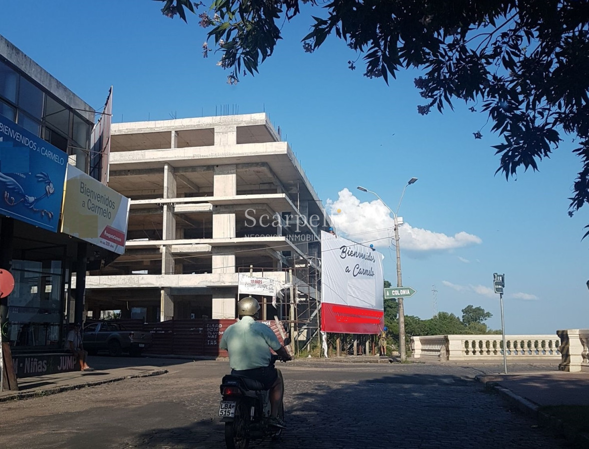Hotel ID.21229 - Estratégico Hotel a Terminar con 80 habitaciones y 12 Exclusivas Amarras sobre el Arroyo de las Vacas en Carmelo Colonia.-