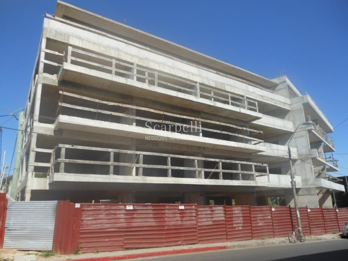Hotel ID.21229 - Estratégico Hotel a Terminar con 80 habitaciones y 12 Exclusivas Amarras sobre el Arroyo de las Vacas en Carmelo Colonia.-