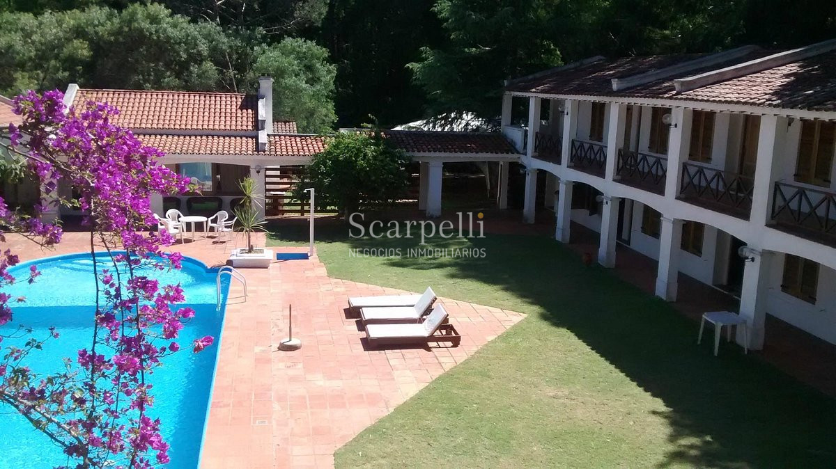 Hotel ID.47058 - Maldonado Próximo Punta del Este Venta Hotel Frente a Laguna del Sauce 24 habitaciones Piscina Salones Eventos con mas de 6 hás