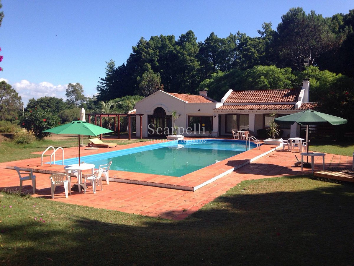 Hotel ID.47058 - Maldonado Próximo Punta del Este Venta Hotel Frente a Laguna del Sauce 24 habitaciones Piscina Salones Eventos con mas de 6 hás