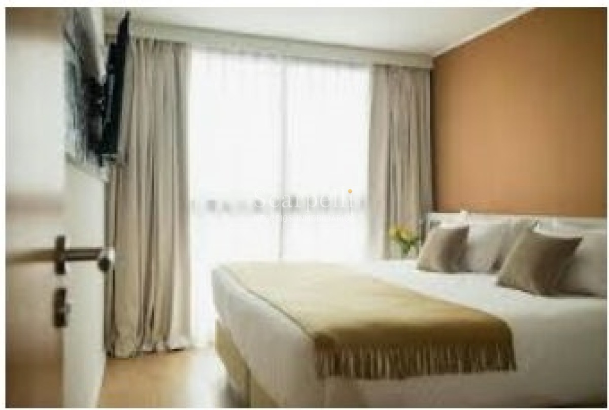 Hotel ID.6871 - Novedosa oportunidad de Renta segura Financiado en Punta Carretas  a mts. del Shopping.-