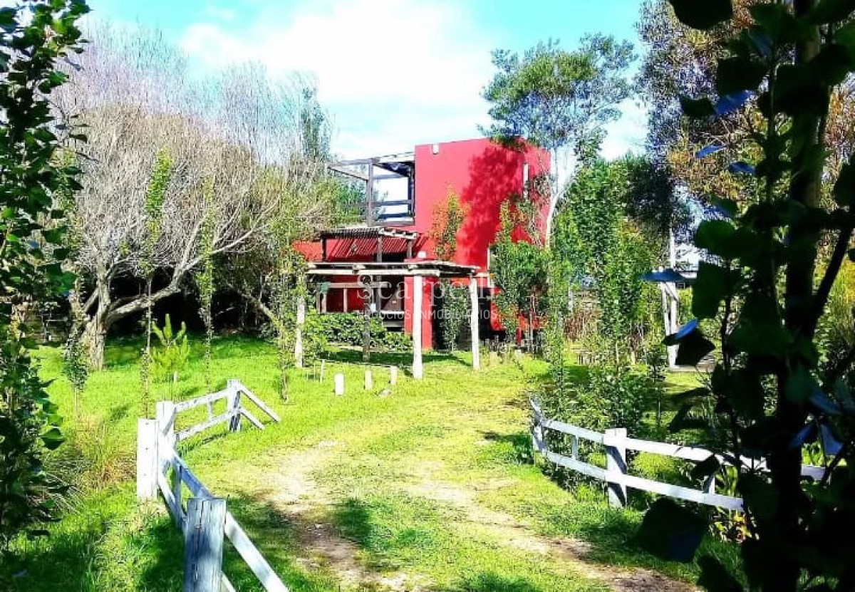 Hotel ID.8028 - Posada en Punta Rubia  Proximo a La Pedrera Rocha con 3 Cabañas bien equipadas en estupendo parquizado