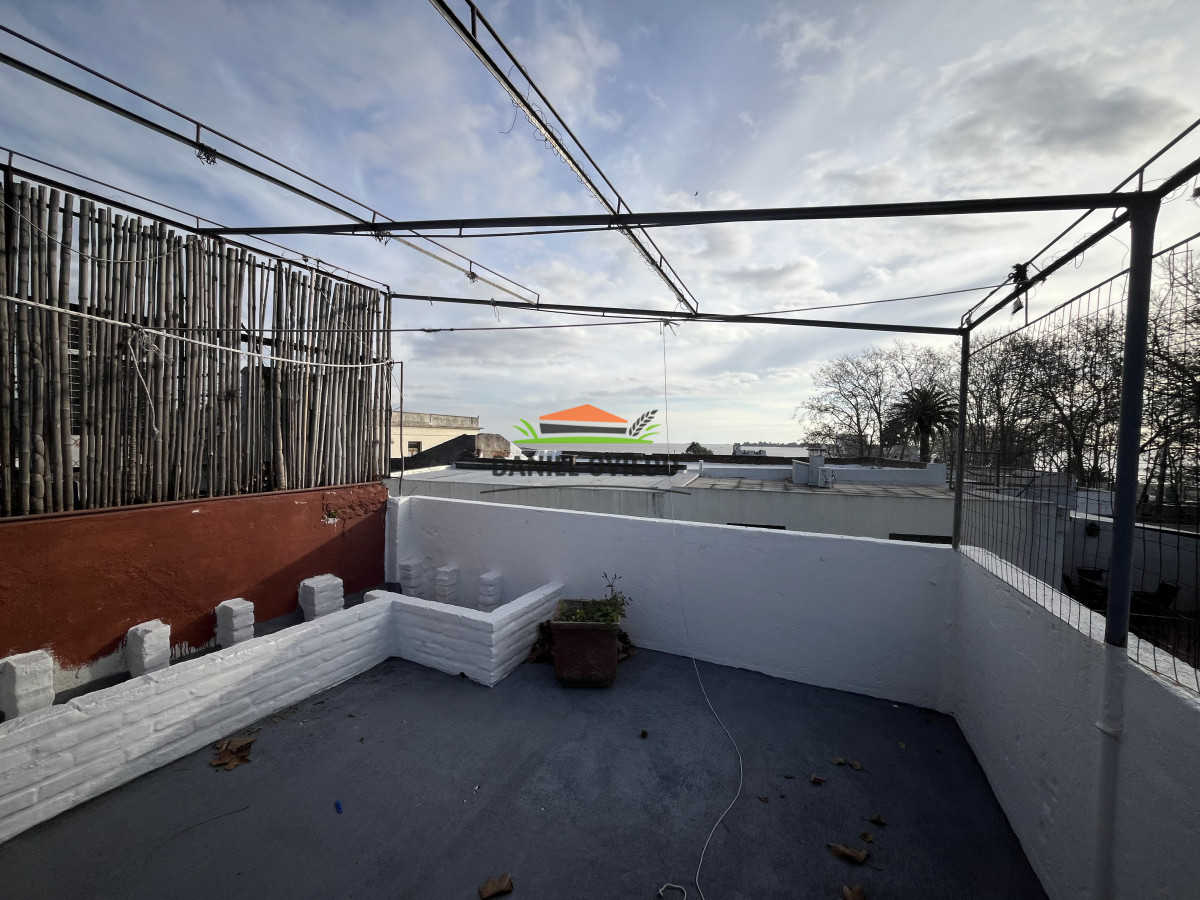 Apartamento ID.12 - Amplio apto en venta en Barrio Histórico, Colonia.