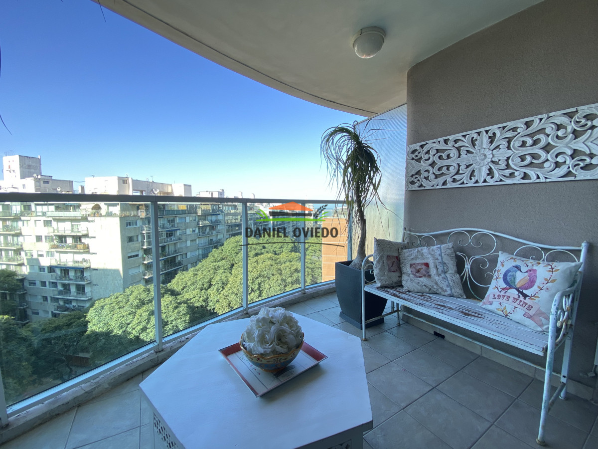 Apartamento ID.199 - Se alquila hermoso apartamento en Torre Sabato, Pocitos.